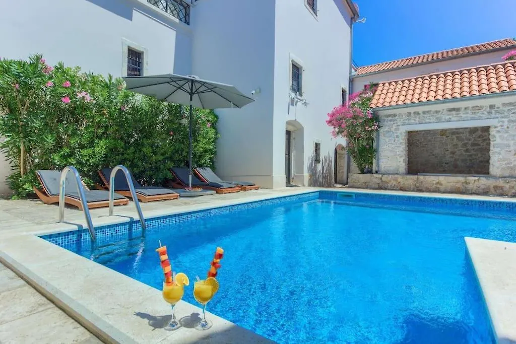 Villa Cubismo